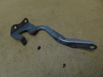 Петля капота лівий toyota auris i 1 2007- фото №1