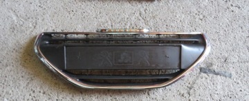 Решітка хром решітка радіатора peugeot 208 фото №1