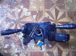 Renault clio iv перемикачі pod керма стрічка фото №1