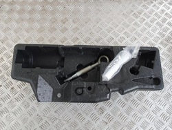 Volvo v60 ii 2018-2024 бардачок пінополістирол багажника фото №1