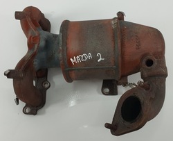 Каталізатор колектор випускний mazda 2 dy 1.4 16v фото №1