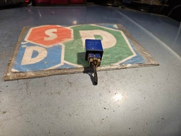 Hmc реле omron vcb 9589543000 hyundai h100 фото №1