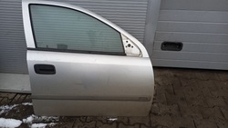 Дверь правые перед opel astra 99r фото №1