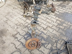 Nissan qashqai i j10 06-13r 1.5 dci амортизатор поворотна опора права перед фото №1