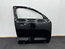 Volvo c40 2021r-- двері перед праві передні фото №1