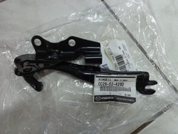 Mazda 5 2005-2010 петля капота левый новый оригинал. фото №1