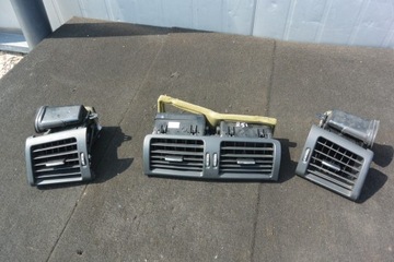 Решітка повітропровід kpl mercedes r w251 фото №1