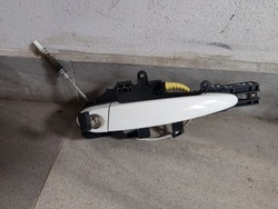 Bmw e81 ручка дверь левый перед ключ альпийский белый фото №1