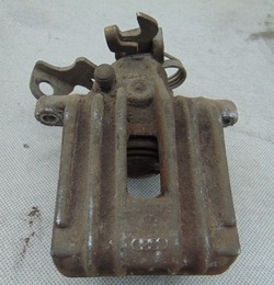 Суппорт тормозной левый зад audi a6 c5 европа фото №1