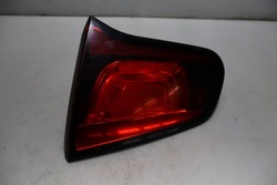 Лампа права задня w кришка багажника citroen c3 ii фото №1