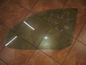 Golf iv 1.6b hb скло лівий перед фото №1