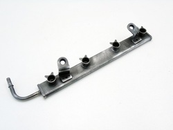 Планка впрыскивающий топлива 1.3 1.5 mitsubishi colt 6 smart forfour mn143973 фото №1