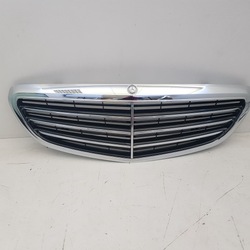 Mercedes c клас 205 решітка решітка радіатора решітка радіатора нова om фото №1