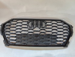 Audi q3 83a рестайлинг чёрный - решётка радиатора решётка сцепление рекомендую фото №1