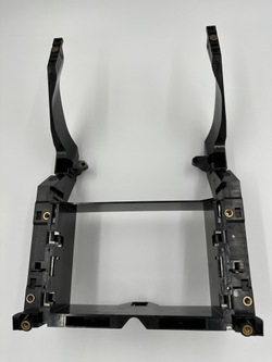 Mercedes w211 рамка усилитель радио 2116800134 фото №1