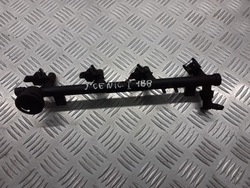 Планка впрыскивающий renault scenic i 1.8 v фото №1