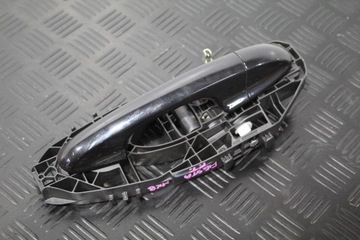 Ручка двері правий зад fiesta mk8 фото №1