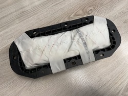 Land rover defender l633 2020 подушка безпеки пасажира usa фото №1