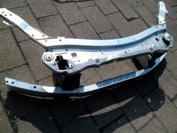 Mercedes e 213 зона pas усилитель передняя часть балка зона фото №1