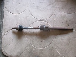 Полуось правая ford focus mk3 c-max av61-3b436-aa фото №1