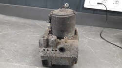 0265216017 насос abs s40 v40 фото №1