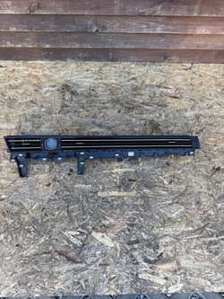 Vw passat b8 ґрати повітропровід годинник комплект eu 3g1858416f фото №1