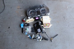 Hyundai i30 замок зажигания компьютер 1.6 бензин 09-12 фото №1