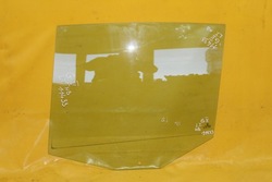 Скло лівий зад задня vw golf v hb фото №1