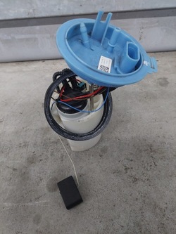 Golf vii 1.0tsi помпа пального 5q0919051cb фото №1