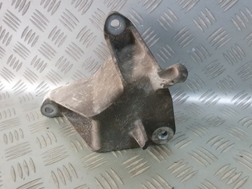 Лапи кронштейн коробки insignia 2.0 turbo a20nht фото №1