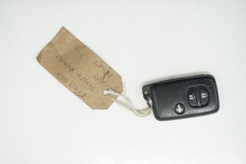 Toyota avensis t27 pilot ключ smart key фото №1