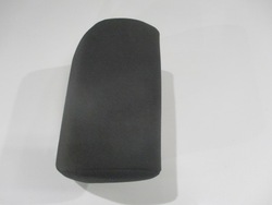 Підголівник сидіння зад засіб середній vw golf vi 6 фото №1