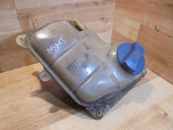 Бачок розширювальний audi vw passat 8d0121403l фото №1