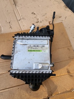 Радиаторов интеркулер mercedes w213 w205 2.0cdi фото №1