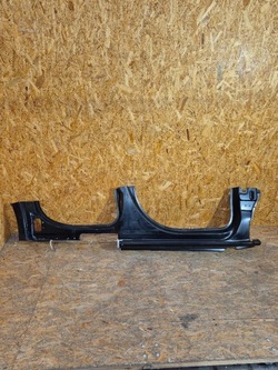 Обшивка поріг праві toyota proace city partner rifter 9827687380 фото №1