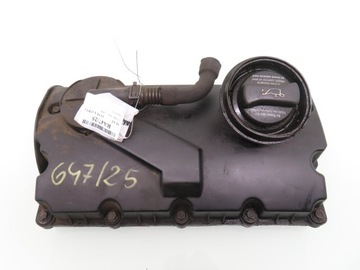 Кришка клапанів seat altea 1.9 tdi bxe 038103469 фото №1