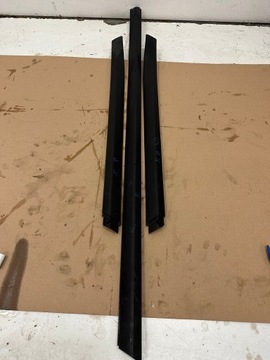 Планка накладка порогова ліва porsche 9y0853539 фото №1