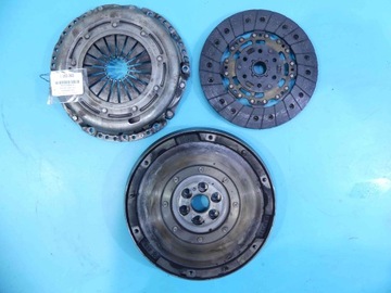 Двомасовий маховик колесо двомасовий volvo s40 ii v50 1,6 hdi фото №1