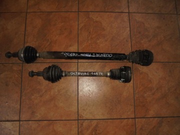 Octavia i 1.6 00' піввісь права ліва фото №1