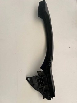 Захист петля кришки багажника права lexus rc 2015-2020 фото №1