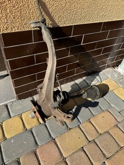 Поворотна опора лівий перед ліва передня vw touareg ii 7p 3.0 tdi 7p6407245a фото №1