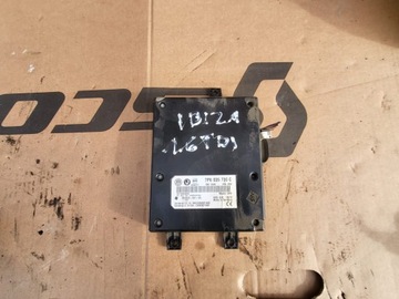 Seat ibiza 6j модуль блютуз 7p6035730c фото №1