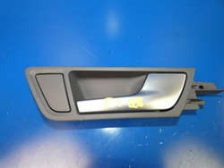 Audi q5 8r ручка внутрішня двері праві зад фото №1