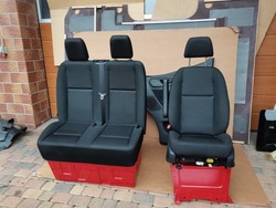 Mercedes sprinter 907 2023 комплект сидений передних+ обивка левая правая фото №1