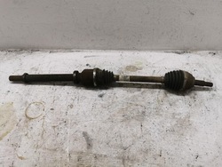 Піввісь довга праві перед renault clio ii 1.5 dci фото №1