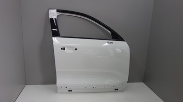 Volvo xc40 двері передні праві 614 фото №1