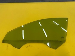 Стекло дверь левая левый перед a6 c8 20r оригинал 4k0845201 одинарная фото №1