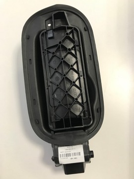 Audi a8 вставка кришки заливання пального 4h4809857e фото №1