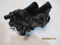 Насос води vw t-cross 1,0tsi 04e121042ac фото №1