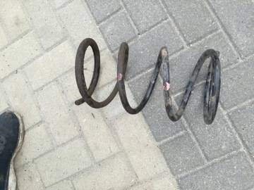 Mitsubishi asx 2010 -16 год пружина перед 1,8did фото №1